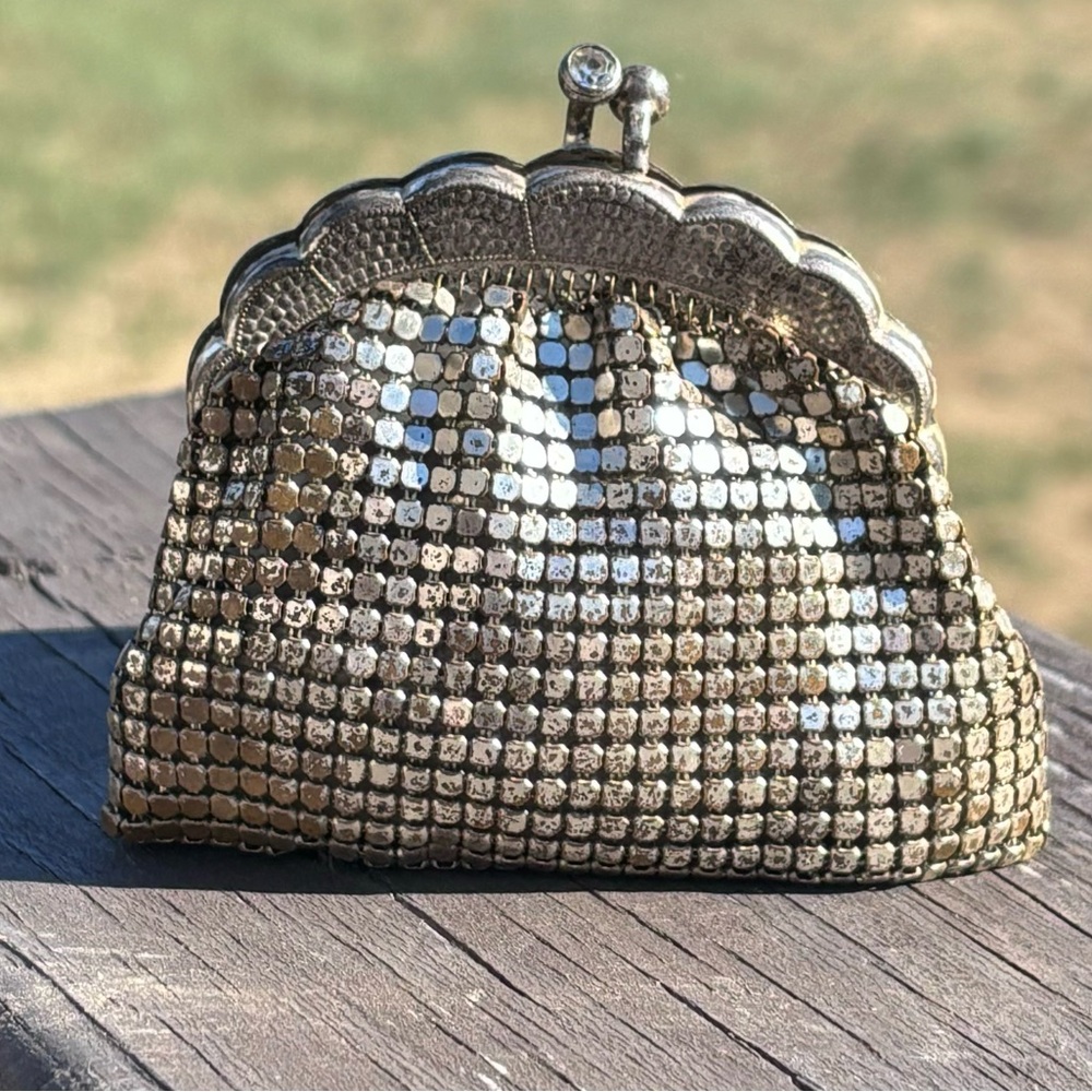 Darling Vintage Sequin Coin Purse!
